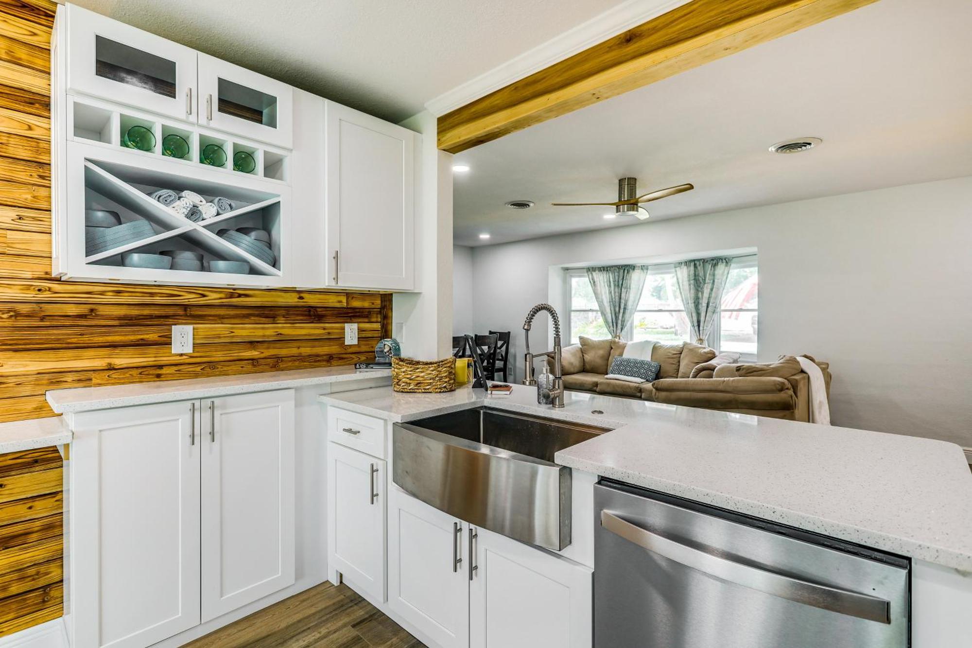 Pet-Friendly Cocoa Beach Home Walk To Beach! Ngoại thất bức ảnh